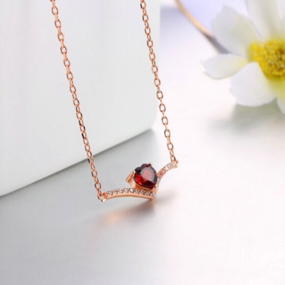 Red Garnet heart love necklace rose gold elegant - Picture 1 of 4